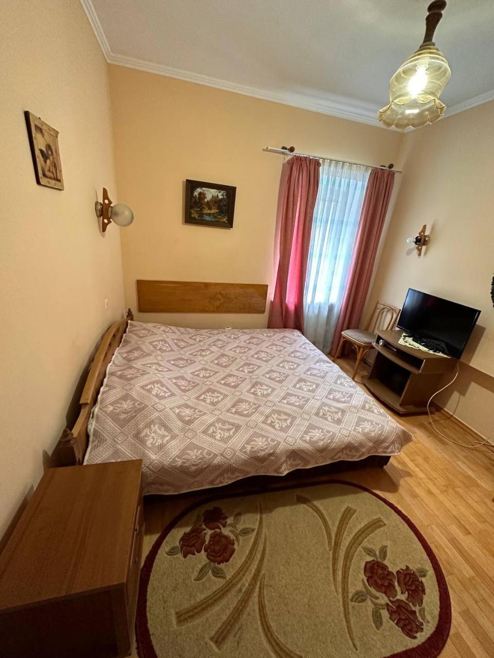 Bed and Breakfast Роксолана Трускавец Экстерьер фото